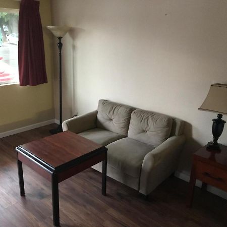 Smokey Point Motor Inn 阿灵顿 外观 照片