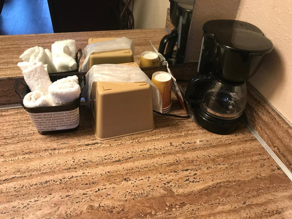 Smokey Point Motor Inn 阿灵顿 外观 照片