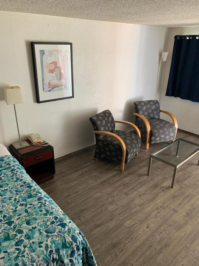 Smokey Point Motor Inn 阿灵顿 外观 照片