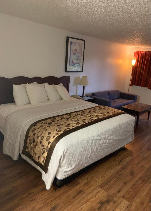 Smokey Point Motor Inn 阿灵顿 外观 照片