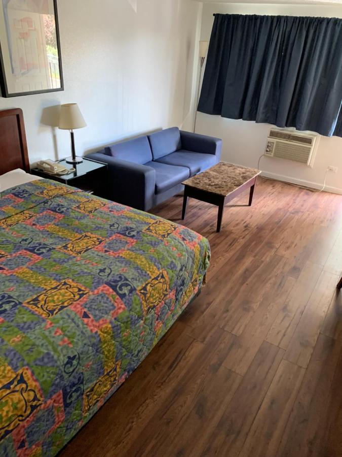 Smokey Point Motor Inn 阿灵顿 外观 照片