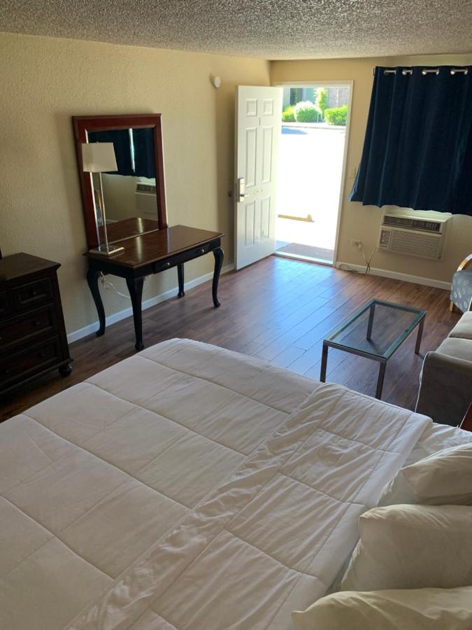 Smokey Point Motor Inn 阿灵顿 外观 照片