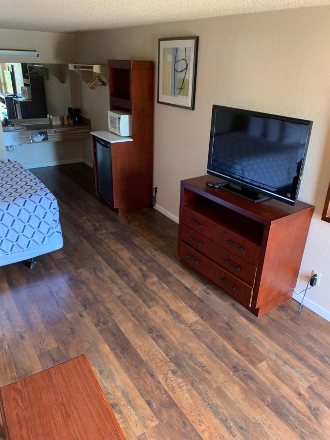 Smokey Point Motor Inn 阿灵顿 外观 照片