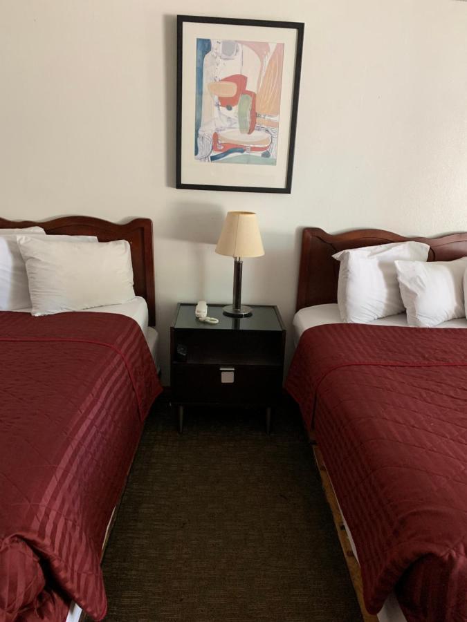 Smokey Point Motor Inn 阿灵顿 外观 照片